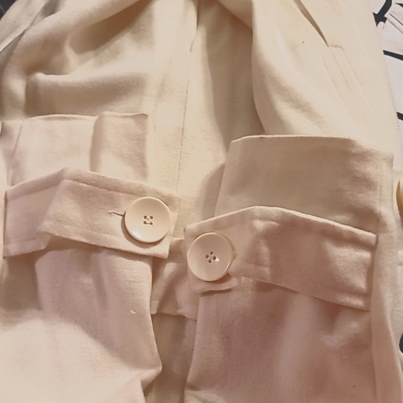 60's look Mod NWOT Winter White Tailored Jacket Looks Great On - Picture 6 of 6